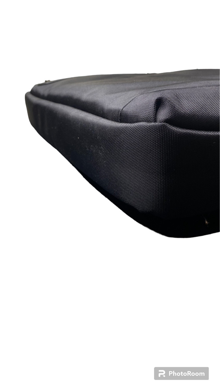 Компактная вместительная Черная сумка для ноутбука 17" и документов из текстильного материала, через плечо — изображение 4